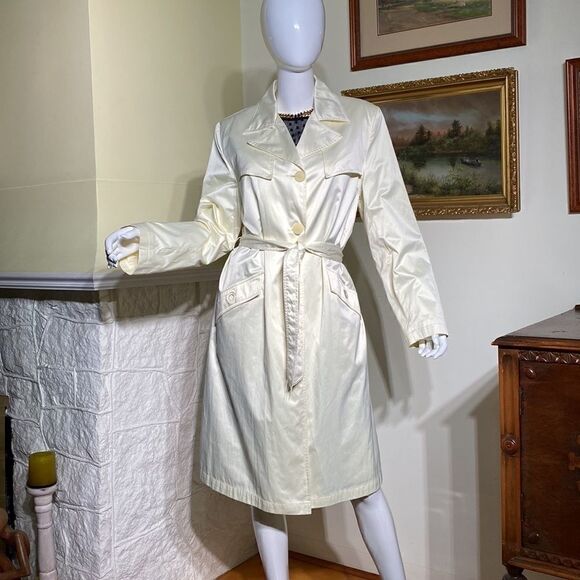 Nuage Ivory White Satin Classic Belted Trench Coat - Picture 2 of 13